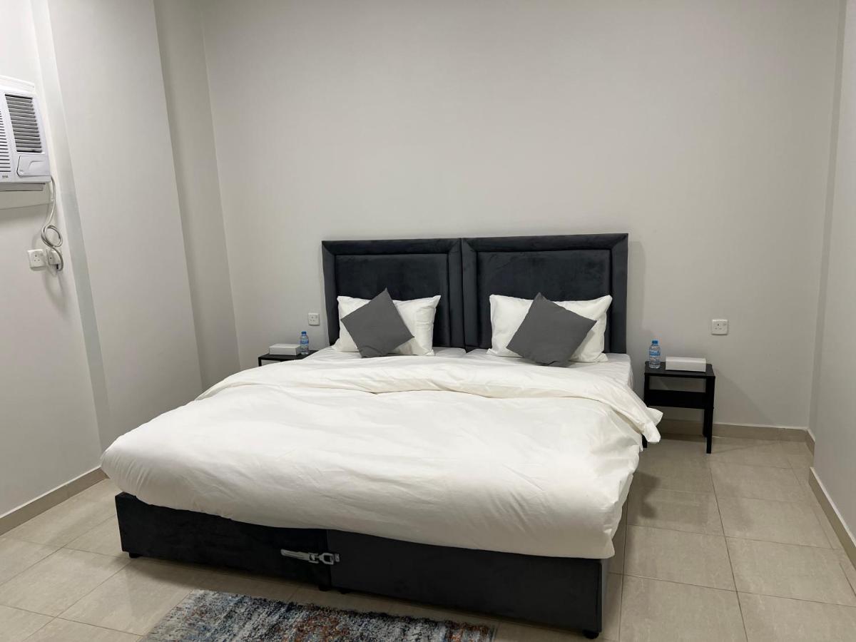 Smart Apartments - Yanbu Esterno foto